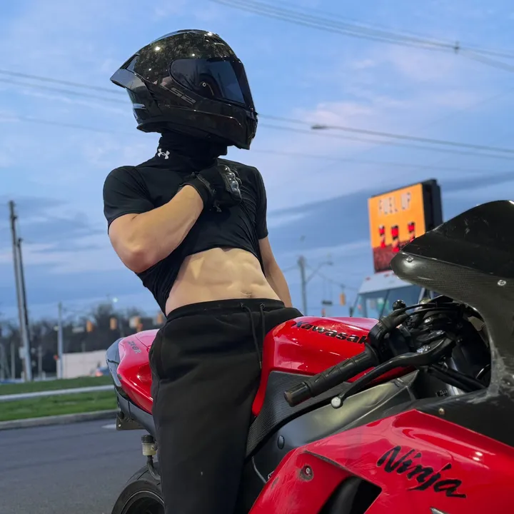 @moto_flashy