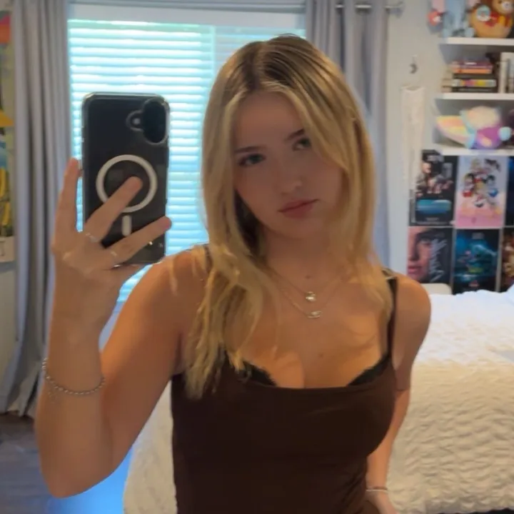 @presidentdovee