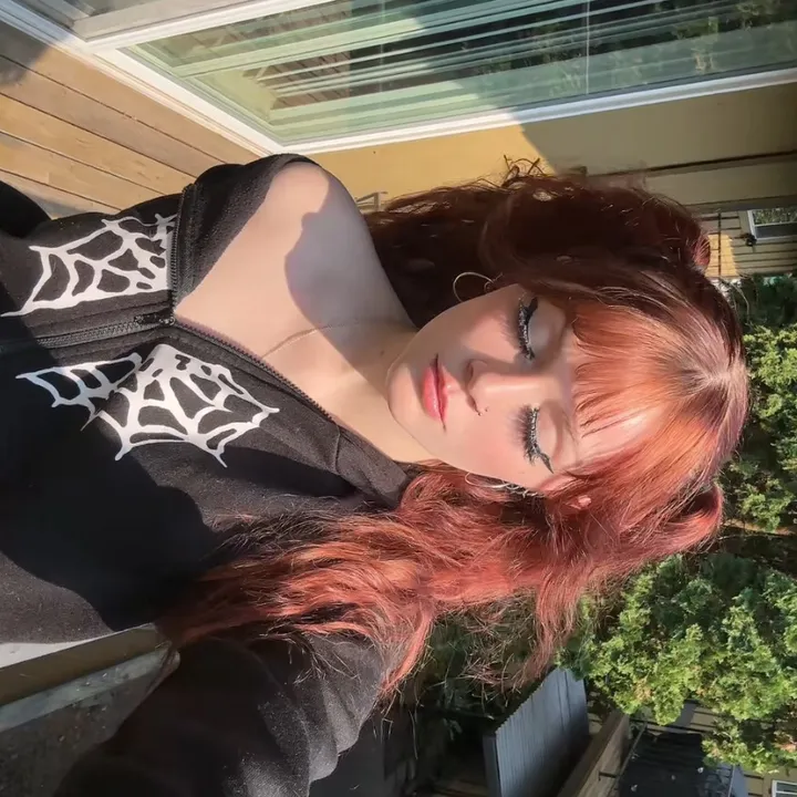 ashley_c_louise