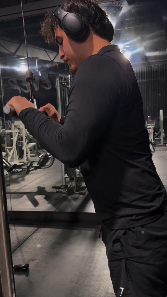 TikTok video thumbnail by romeogym